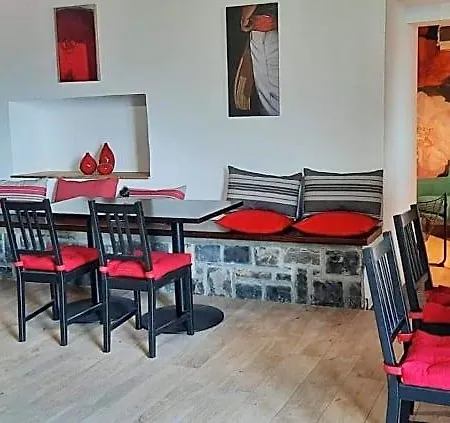 Bed & Breakfast Maison Errientania